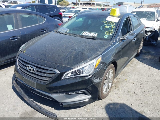 5NPE34AF7HH584046 Hyundai 2017