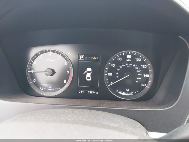 5NPE34AF7HH584046 Hyundai 2017