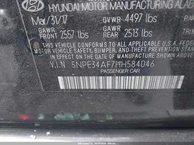 5NPE34AF7HH584046 Hyundai 2017