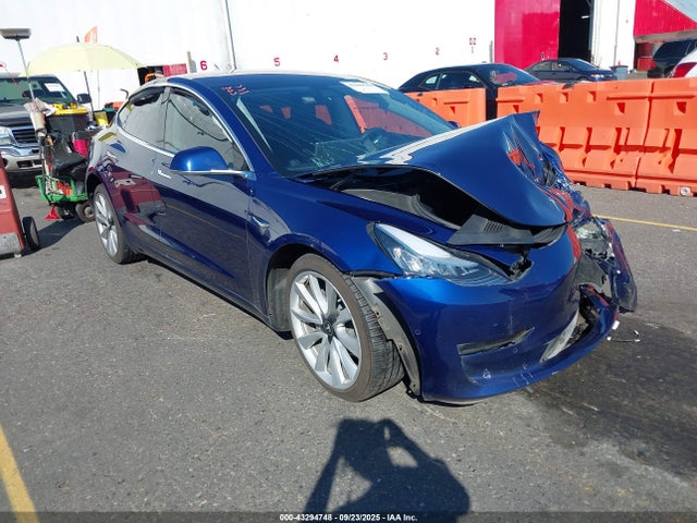 2018 TESLA MODEL 3 5YJ3E1EB4JF187342 Photo 0