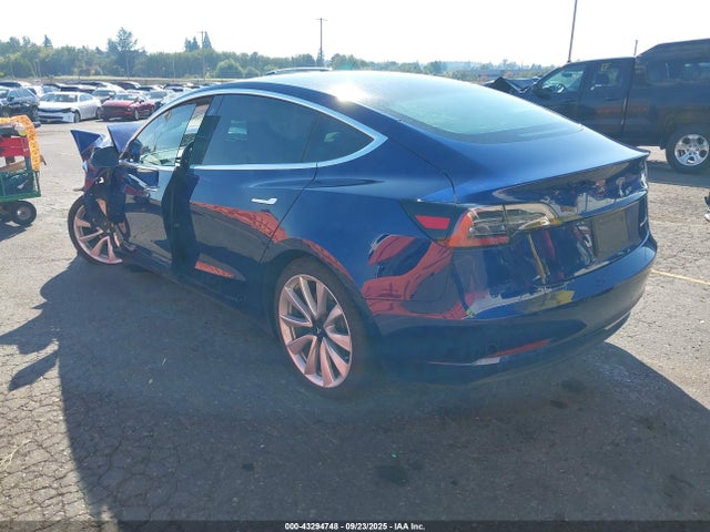 2018 TESLA MODEL 3 5YJ3E1EB4JF187342 Photo 2