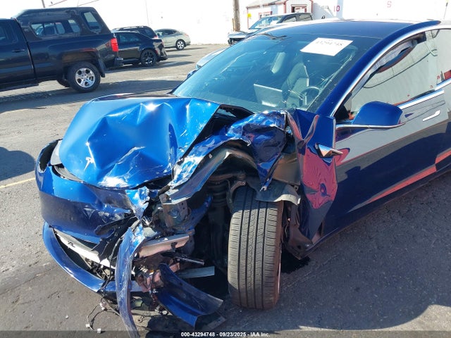 2018 TESLA MODEL 3 5YJ3E1EB4JF187342 Photo 5