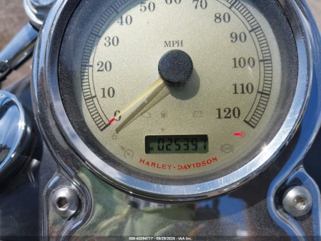 2011 HARLEY-DAVIDSON FXDC 1HD1GV411BC331508 Photo 6