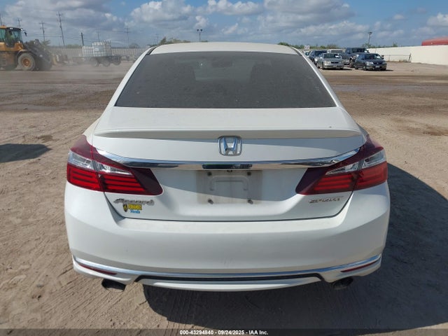 1HGCR2F55HA063698 Honda k24w1