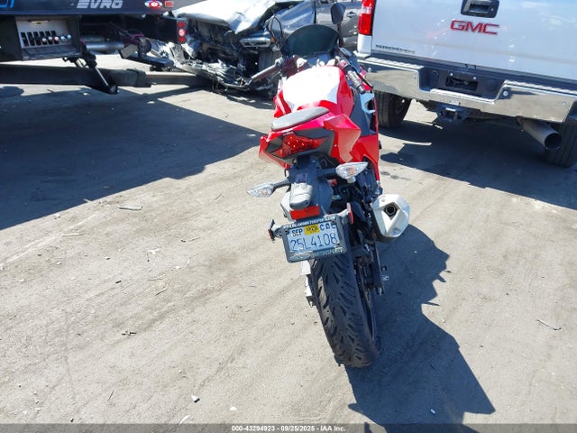 Kawasaki 2021 2021 JKAEXKH12MDAA7629 Image 6