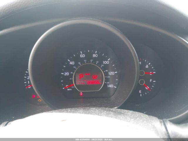 2014 KIA SOUL KNDJN2A23E7017942 Photo 6