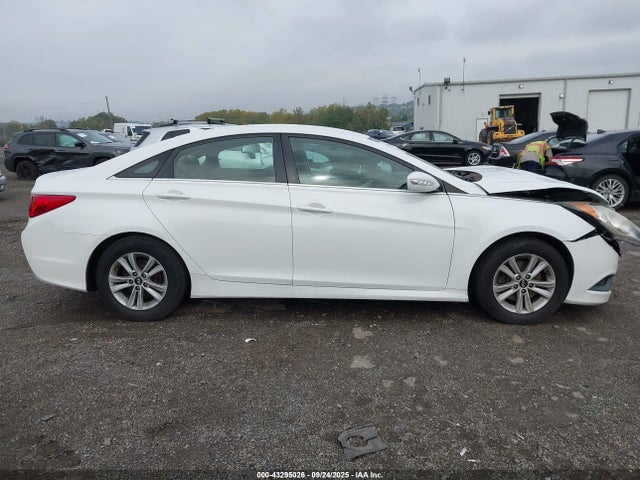 Hyundai gamma 2014 5NPEB4AC7EH843915 Image 14