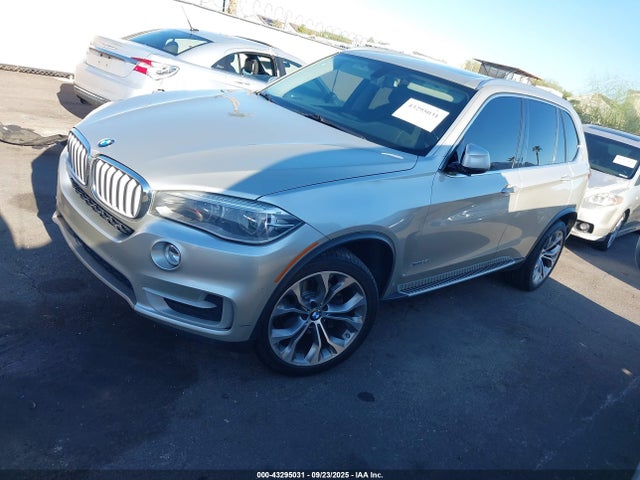 BMW X5 2015 5UXKR0C58F0P04976 Image 2