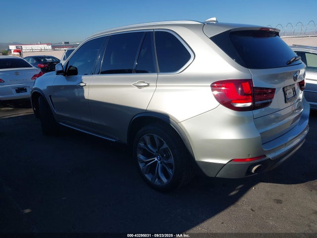 BMW X5 2015 5UXKR0C58F0P04976 Image 3