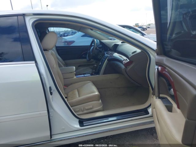 2010 ACURA RL JH4KB2F6XAC000628 Photo 4