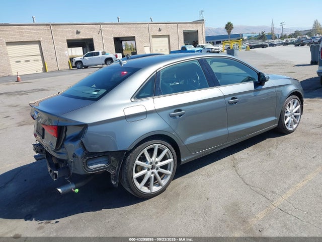 2016 AUDI A3 WAUB8GFF2G1061079 Photo 3