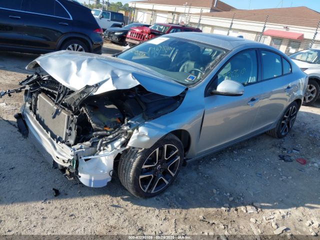 2017 VOLVO S60 YV126MFL7H2421739 Photo 1