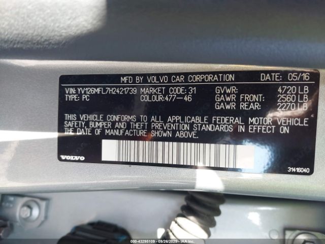 2017 VOLVO S60 YV126MFL7H2421739 Photo 8