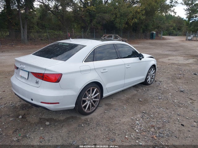 2015 AUDI A3 WAUACGFF9F1006346 Photo 3