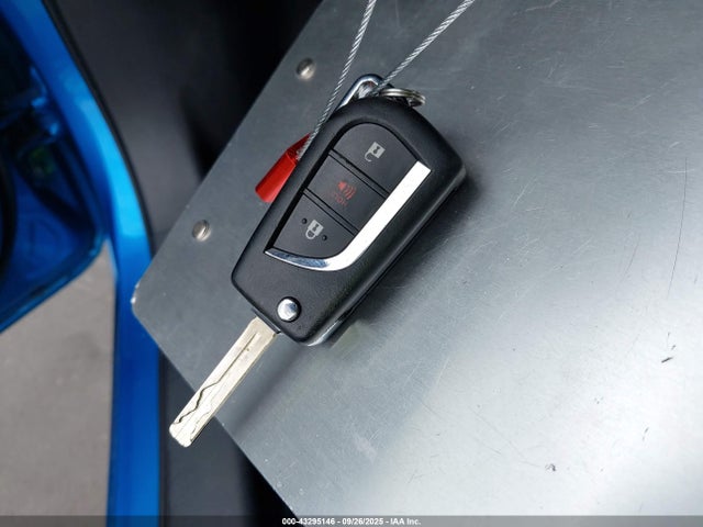 JTNKARJE4GJ511070 Scion 2zr-fae