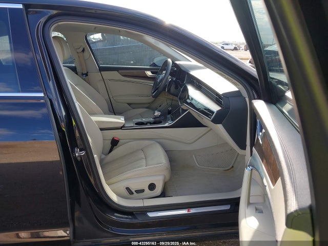 2019 AUDI A6 WAUL2AF21KN108779 Photo 4