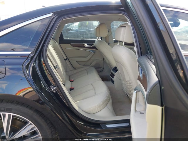 2019 AUDI A6 WAUL2AF21KN108779 Photo 7