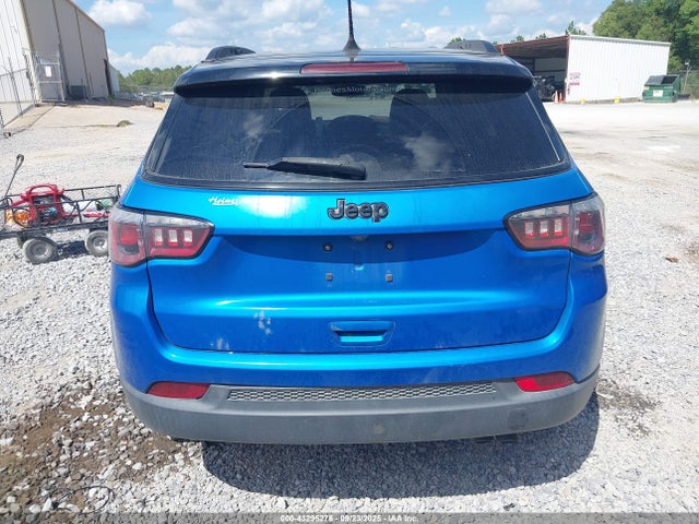 3C4NJCBB7JT487818 Jeep 2018
