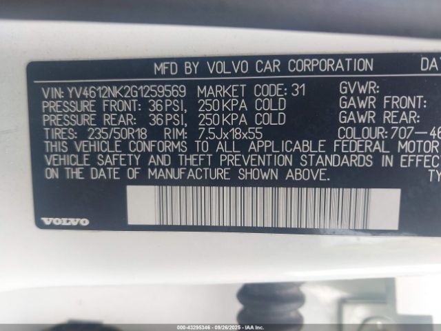 2016 VOLVO XC70 YV4612NK2G1259569 Photo 8