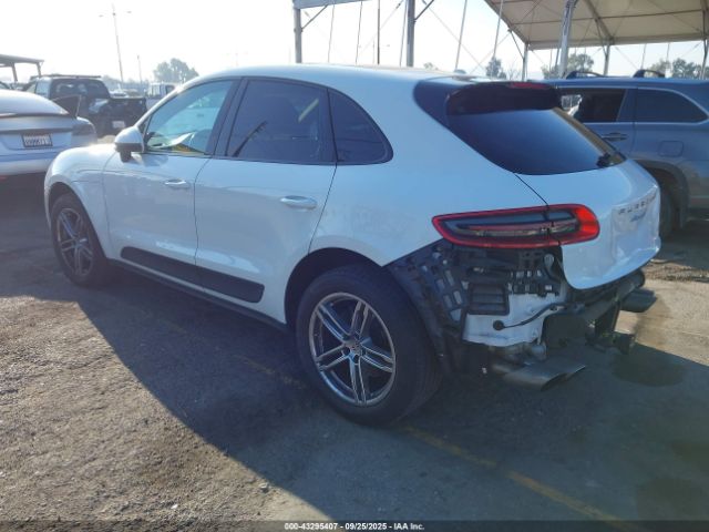 2015 PORSCHE MACAN WP1AB2A53FLB57533 Photo 2