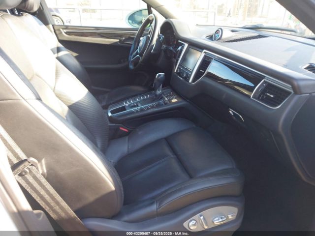2015 PORSCHE MACAN WP1AB2A53FLB57533 Photo 4