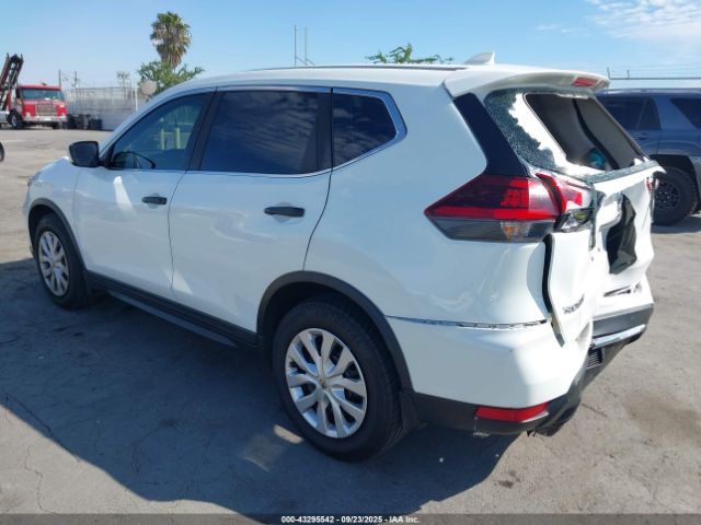 2018 NISSAN ROGUE KNMAT2MT7JP529319 Photo 2