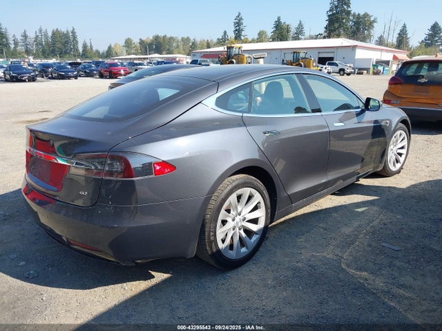 2016 TESLA MODEL S 5YJSA1E19GF151606 Photo 3