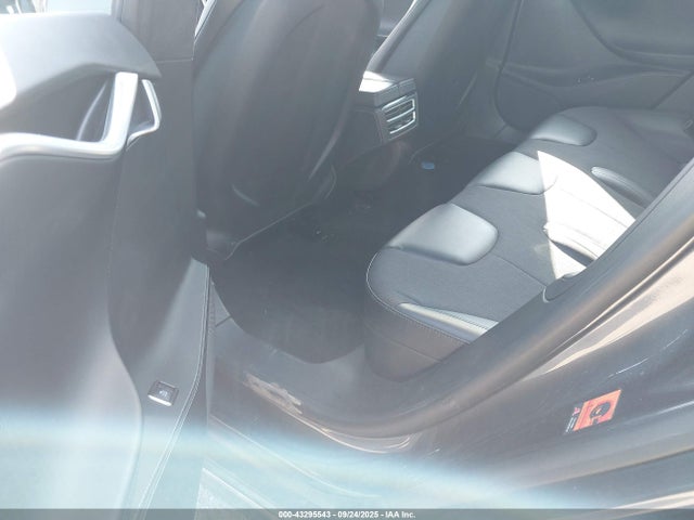 2016 TESLA MODEL S 5YJSA1E19GF151606 Photo 7