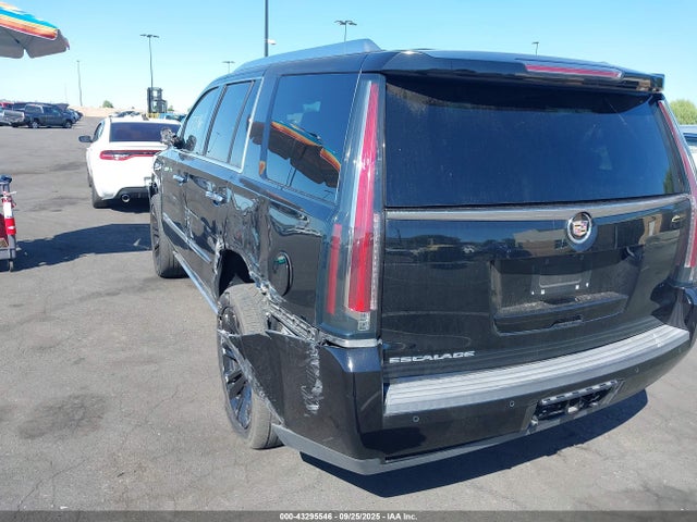2015 CADILLAC ESCALADE 1GYS3CKJ1FR211942 Photo 2