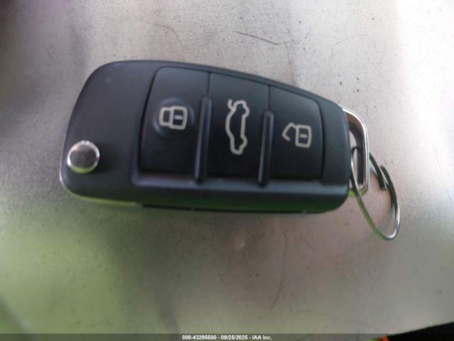 2018 AUDI A3 WAUJ8GFF4J1075570 Photo 10