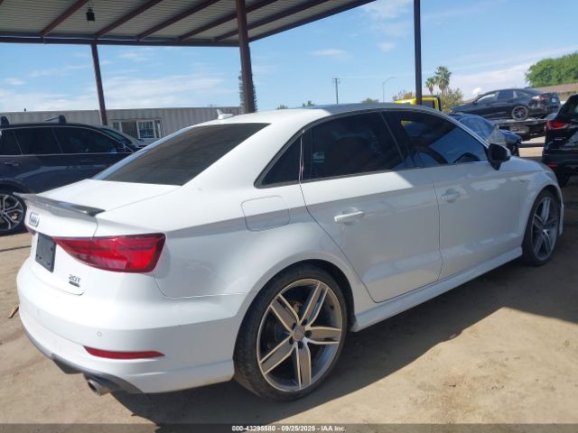 2018 AUDI A3 WAUJ8GFF4J1075570 Photo 3