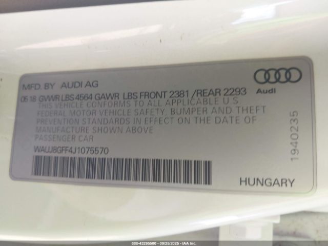 2018 AUDI A3 WAUJ8GFF4J1075570 Photo 8