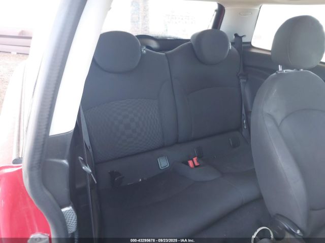 2010 MINI COOPER S WMWMF7C59ATZ69180 Photo 7