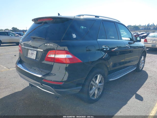 43295700 :رقم المزاد ، 4JGDA2EB7EA286138 vin ، 2014 Mercedes-benz Ml 350 Bluetec 4matic مزاد بيع