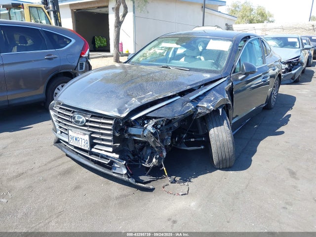 KMHL34JJ8PA073524 Hyundai Sonata Hybrid Sel