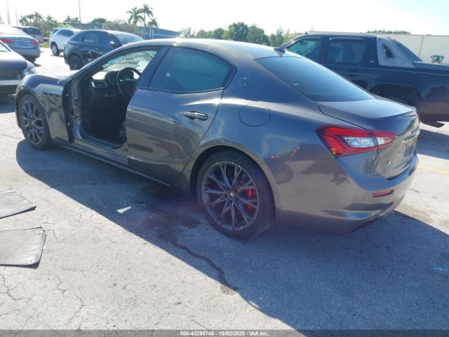 2019 MASERATI GHIBLI ZAM57YSA3K1332657 Photo 2