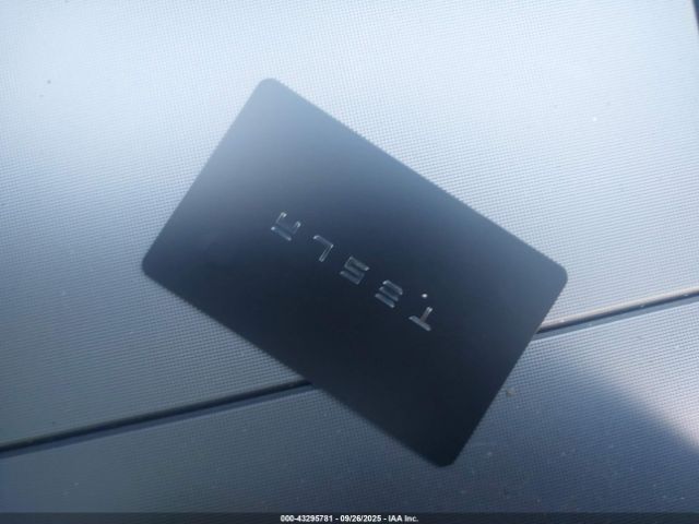 2026 TESLA MODEL Y 7SAYGDED6TA439243 Photo 10