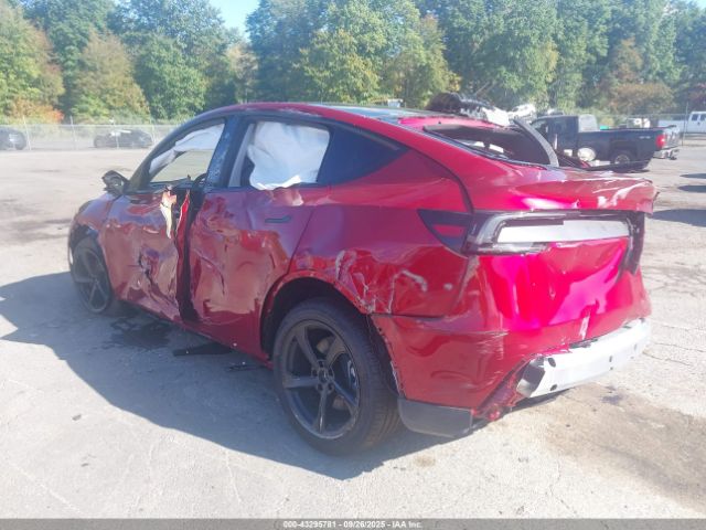 2026 TESLA MODEL Y 7SAYGDED6TA439243 Photo 2