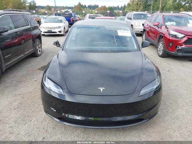 Tesla 2025 2025 5YJ3E1EA3SF028952 Image 13