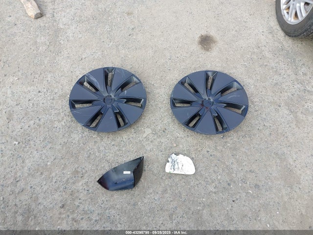 Tesla 2025 2025 5YJ3E1EA3SF028952 Image 12