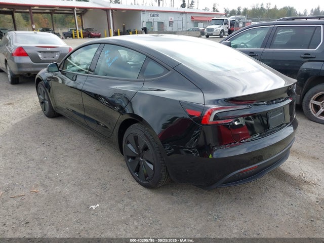 Tesla 2025 2025 5YJ3E1EA3SF028952 Image 3