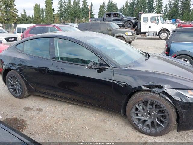 Tesla 2025 2025 5YJ3E1EA3SF028952 Image 6