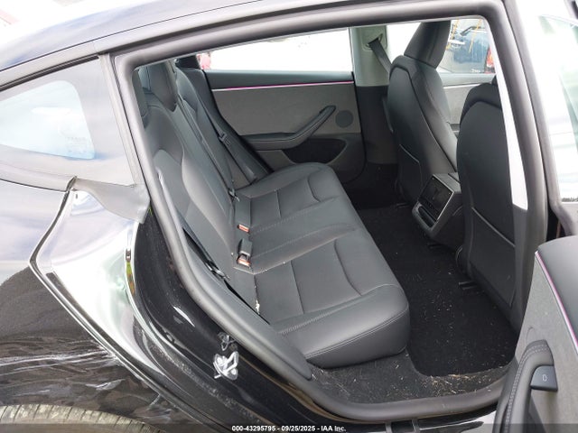 Tesla 2025 2025 5YJ3E1EA3SF028952 Image 8
