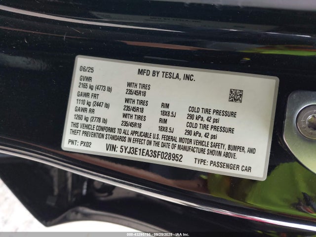 Tesla 2025 2025 5YJ3E1EA3SF028952 Image 9