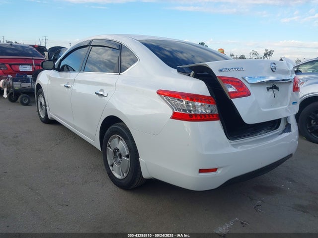 Nissan 2014 2014 3N1AB7AP3EL692836 Image 3