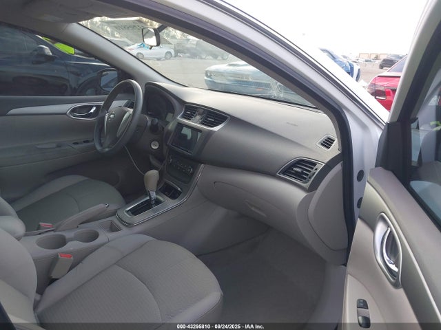 Nissan 2014 2014 3N1AB7AP3EL692836 Image 5