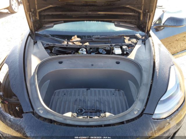 2023 TESLA MODEL 3 5YJ3E1EA0PF673419 Photo 9