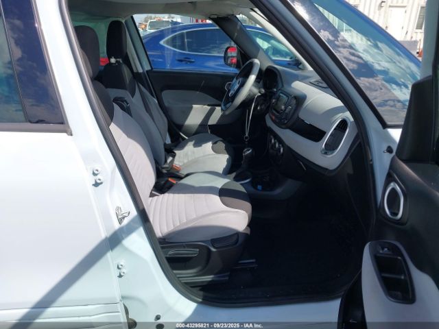 2014 FIAT 500L ZFBCFABH5EZ027740 Photo 4