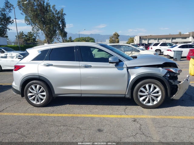 Infiniti 2019 2019 3PCAJ5M19KF116139 Image 13