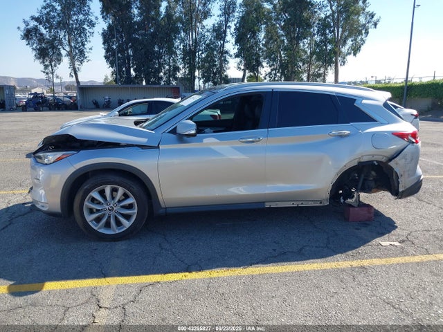 Infiniti 2019 2019 3PCAJ5M19KF116139 Image 14